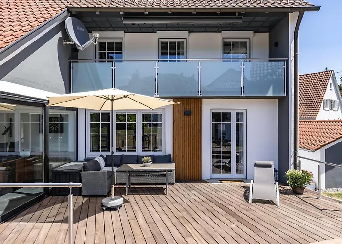 Basislager بيت للعطل